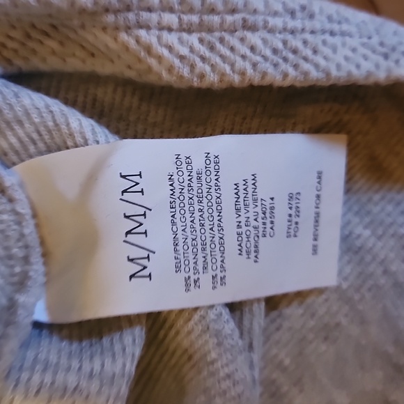 Cabi Chaser Tee, M #4750 - Picture 3 of 7